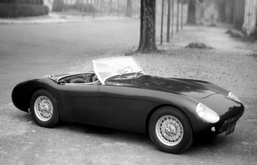  Austin-Healey 100-4 Roadster by Motto (BN2) 1957 года  (фото 1 из 1)